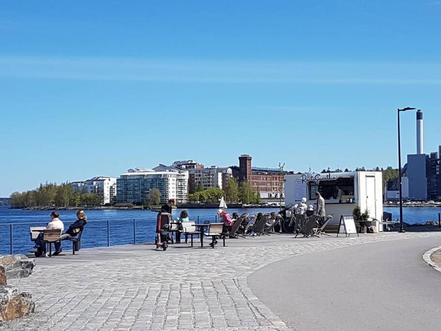 Upea Kaksio Naesijaerven Rannalla Tampere Zewnętrze zdjęcie